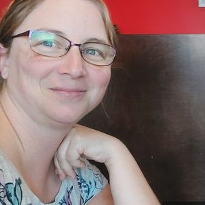 Meet your Posher, Becky